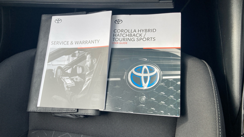 Toyota Corolla 1.8 VVT-i Hybrid Icon Tech 5dr CVT Hybrid Hatchback